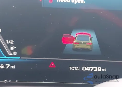 2025 BMW M4 Competition xDrive from USA, damaged, VIN WBS33HK0XSCU33996